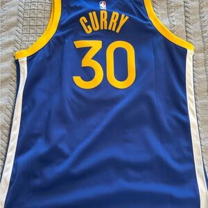 Golden State Blue and Yellow Basketball Jersey "Curry" Youth large Jersey
